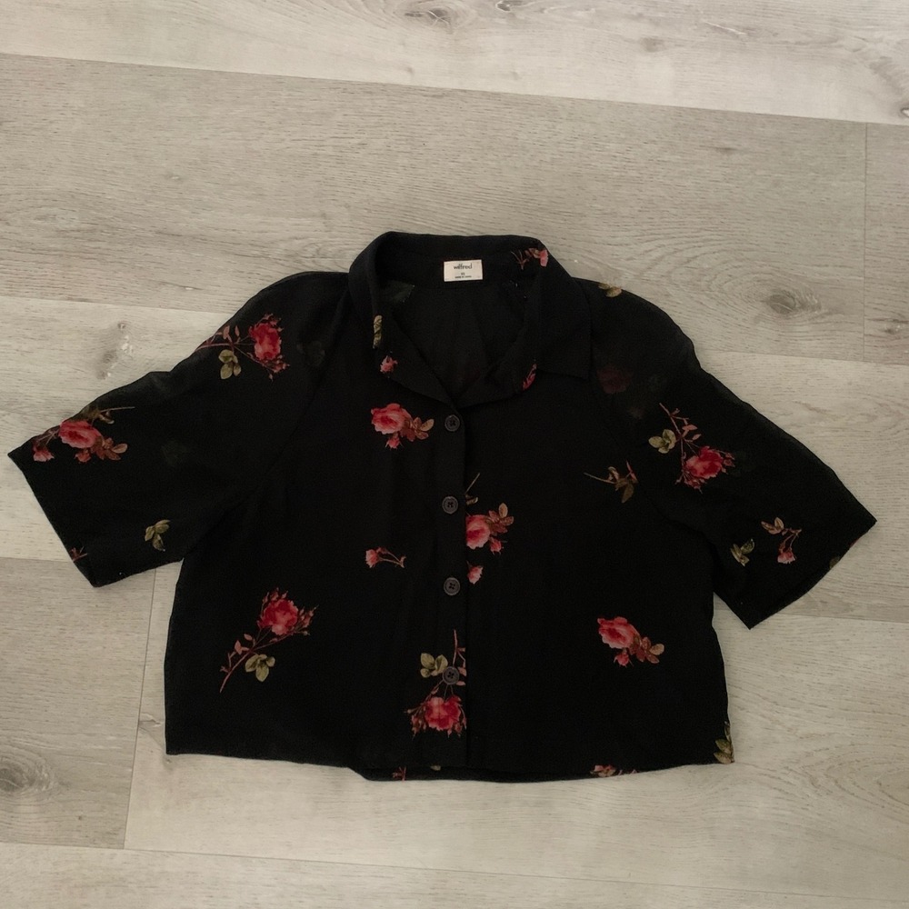 Wilfred Aritzia Black Floral Rose Sheer Cropped Button Down Blouse XS